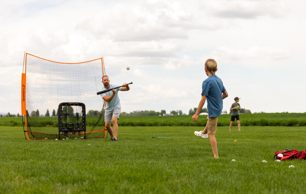 Happy Client Customer Playing Yard Lawn Grass Family Ball Game 2